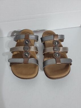 Taos Womens Sz 7 Silver and Brown Triple-Strap Slide Sandals